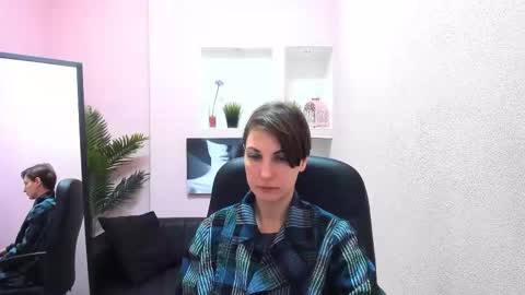 Aurora online show from 03.11.25