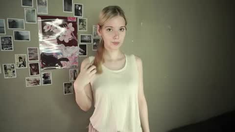 auroremanaugh online show from 07.27.26