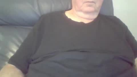 Snapshot of aussie1955 chatting on 05.16.26 aussie1955 online show from 05.16.26