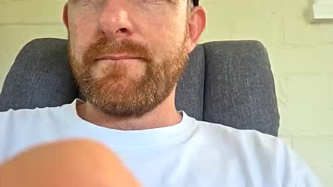 Snapshot of aussie_dadbod6969 chatting on 05.27.26 aussie_dadbod6969 online show from 05.27.26