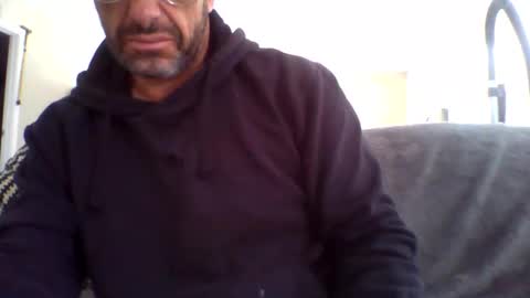 Snapshot of aussieguy59660 chatting on 10.12.25 aussieguy59660 online show from 10.12.25