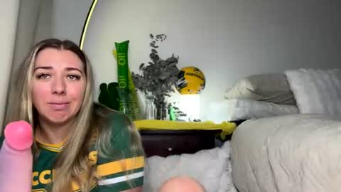 aussielulu online show from 06.17.26