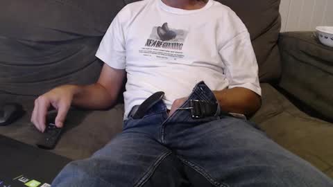 AussieDeviantsAnomymous online show from 02.14.25