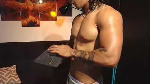 Snapshot of austiin_haze chatting on 11.10.25 Austin online show from 11.10.25