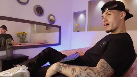 AUSTIN  online show from 12.21.24