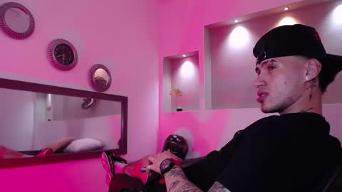 AUSTIN  online show from 02.05.25