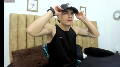 Snapshot of austinprrr chatting on 11.28.25 austinprrr online show from 11.28.25