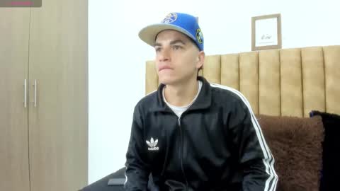 Snapshot of austinprrr chatting on 12.01.25 austinprrr online show from 12.01.25