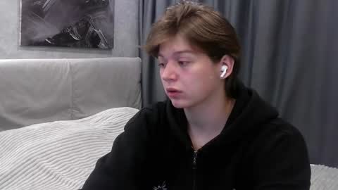 Snapshot of ausxuw chatting on 09.23.25 ausxuw online show from 09.23.25