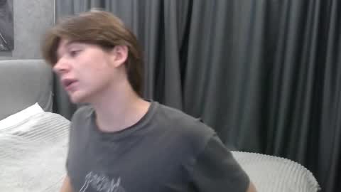 Snapshot of ausxuw chatting on 10.06.25 ausxuw online show from 10.06.25