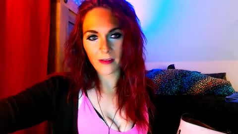 Snapshot of autumnrose6068 chatting on 03.04.25 autumnrose6068 online show from 03.04.25