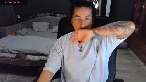 Ava online show from 04.23.26