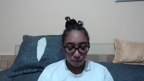 Snapshot of ava_f0xy chatting on 03.10.25 Ava Jordana online show from 03.10.25