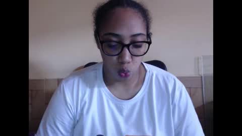 Snapshot of ava_f0xy chatting on 09.29.25 Ava Jordana online show from 09.29.25