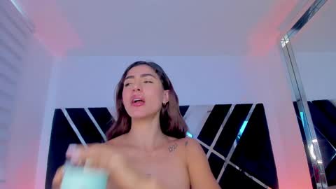 Snapshot of ava_fontana2 chatting on 05.22.26 Ava Fontana online show from 05.22.26