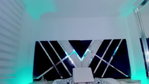 Snapshot of ava_fontana2 chatting on 06.04.26 Ava Fontana online show from 06.04.26