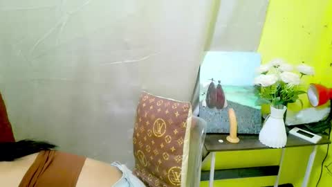 avacadaxcx online show from 12.16.25