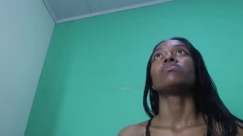 Snapshot of avalericherrycm101 chatting on 10.28.25 avalericherrycm101 online show from 10.28.25