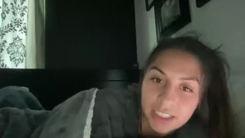 Snapshot of avamonroexo chatting on 10.14.25 Ava Monroe online show from 10.14.25