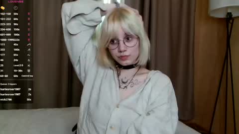 avaobierne online show from 06.09.26