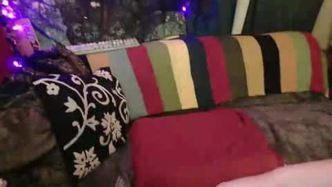 raven blue online show from 03.30.26