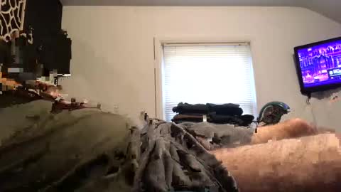 Snapshot of average_stag chatting on 09.23.25 average_stag online show from 09.23.25