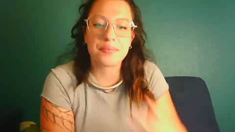 averagewifey online show from 07.24.26