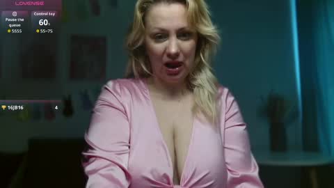 Avery online show from 04.07.26