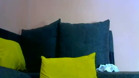 Snapshot of avril254 chatting on 03.03.25 avril254 online show from 03.03.25