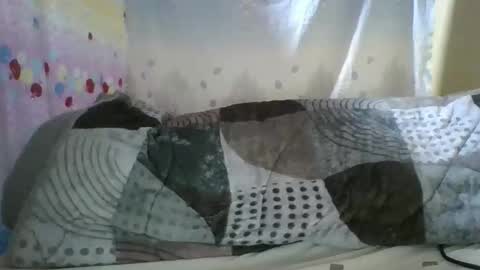 Snapshot of avril254 chatting on 09.30.25 avril254 online show from 09.30.25