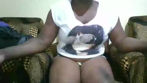 Snapshot of avril254 chatting on 10.12.25 avril254 online show from 10.12.25