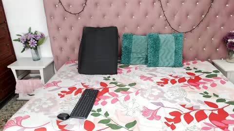 Snapshot of avrilbennettx chatting on 03.31.26 Avril... online show from 03.31.26