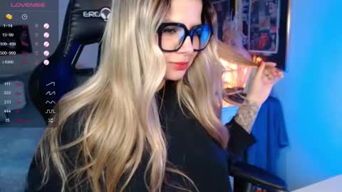 Avrill Morgan online show from 02.20.25