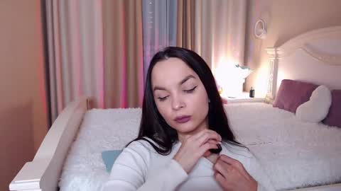 Avrora Inst online show from 10.26.25