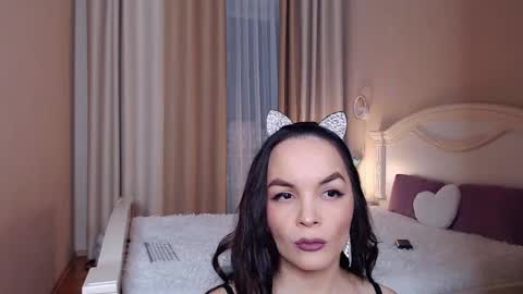 Avrora Inst online show from 11.23.25