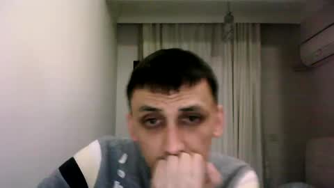 Snapshot of awesenheit chatting on 01.19.25 awesenheit online show from 01.19.25