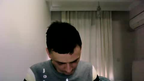 Snapshot of awesenheit chatting on 01.19.25 awesenheit online show from 01.19.25