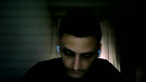 Snapshot of awesenheit chatting on 10.18.25 awesenheit online show from 10.18.25