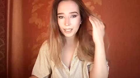 Snapshot of awora_wolf chatting on 10.29.25 Awora Wolf online show from 10.29.25