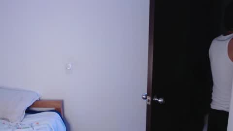 Snapshot of axel_davis_ chatting on 10.08.25 axel davis  online show from 10.08.25