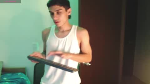 Snapshot of axel_davis_ chatting on 10.12.25 axel davis  online show from 10.12.25