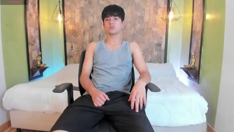 Snapshot of axel_draven chatting on 05.14.26 axel_draven online show from 05.14.26