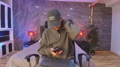 Snapshot of axel_draven chatting on 06.24.26 axel_draven online show from 06.24.26