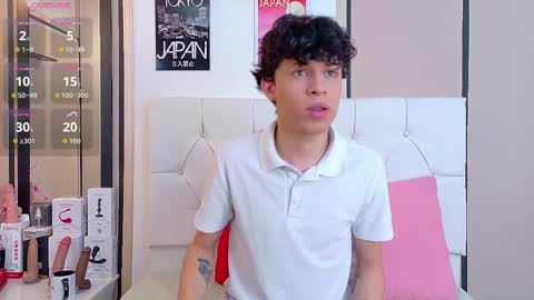 Axel Evanss online show from 11.18.25