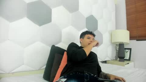 Axel Forte online show from 04.15.26