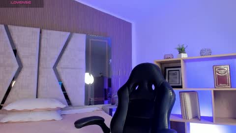 Snapshot of axel_grey_ chatting on 05.02.26 axel_grey_ online show from 05.02.26