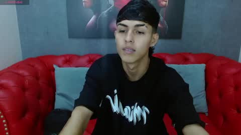 A X E L  online show from 06.08.26