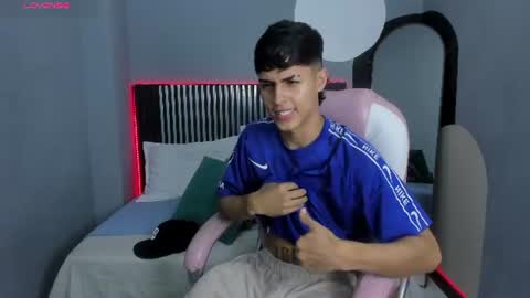 A X E L  online show from 06.26.26