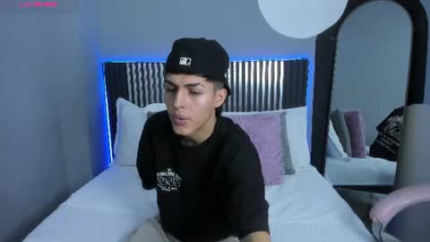 A X E L  online show from 07.14.26