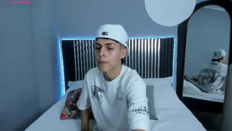 A X E L  online show from 07.18.26